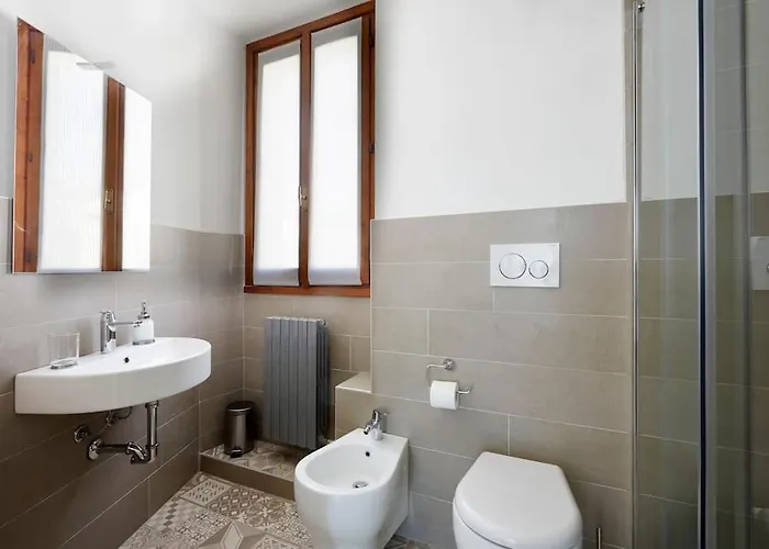 15 Gasthuis Calco (Lombardy)